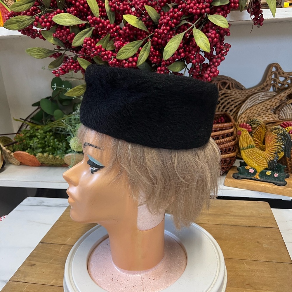 Vintage ladies black hat union retro